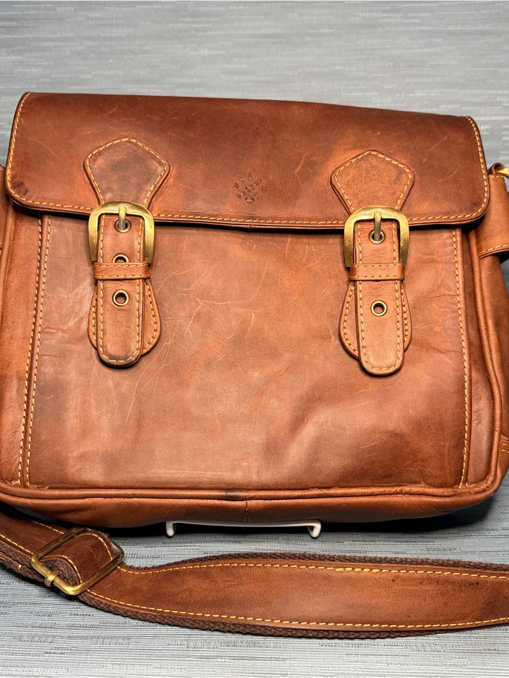 JLP Melbourne Gabyon Leather Messenger Crossbody Bag Satchel Brown